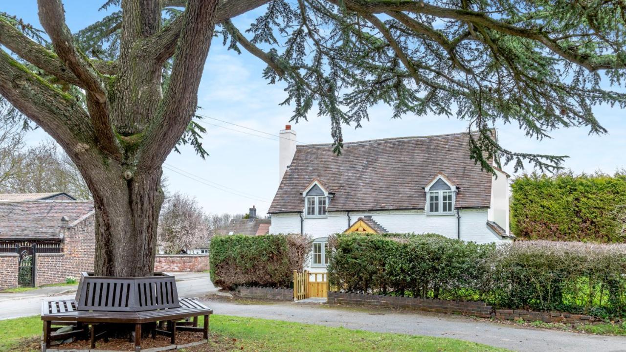 Cedar House Cottage Kingsbury Exterior foto